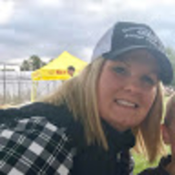 Meet your Posher, Sara - Picture 1 of 1